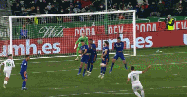 普荷斯在天使队的首支再见本垒打，助球队在连败阴霾中重振士气